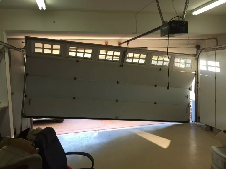 garage-door-opener-repair-Smithfield